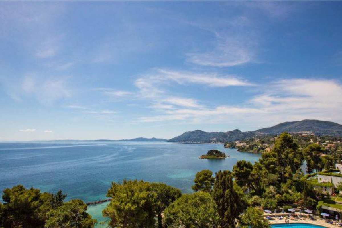 CORFU HOLIDAY PALACE - KANONI BEACH