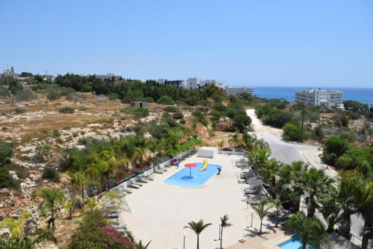 Corfu Hotel