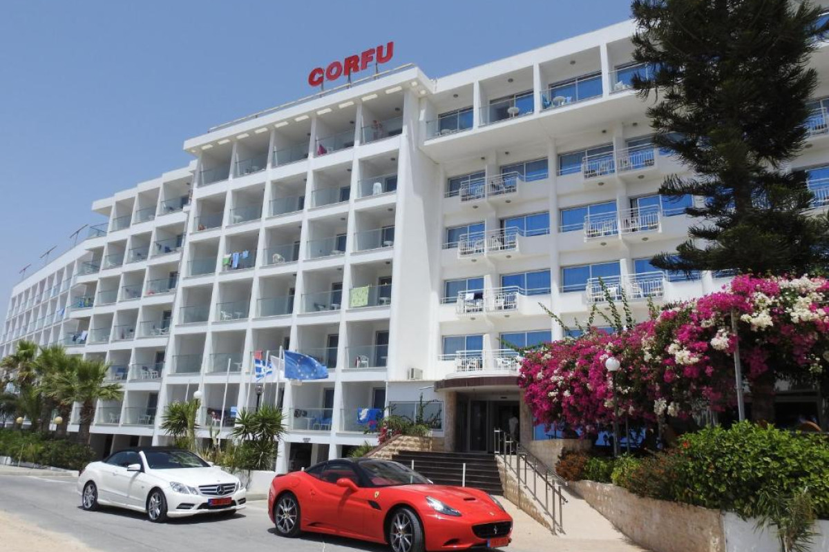 Corfu Hotel