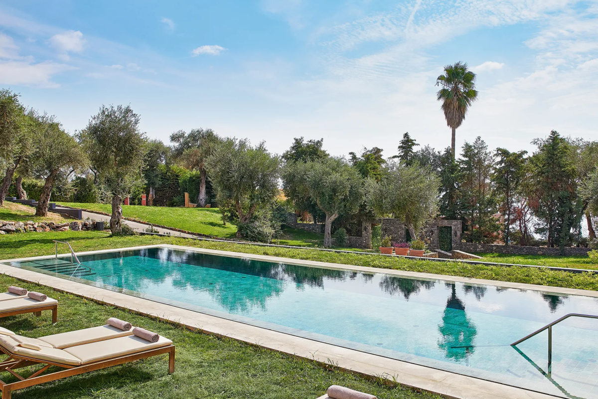 CORFU IMPERIAL, A GRECOTEL RESORT TO LIVE
