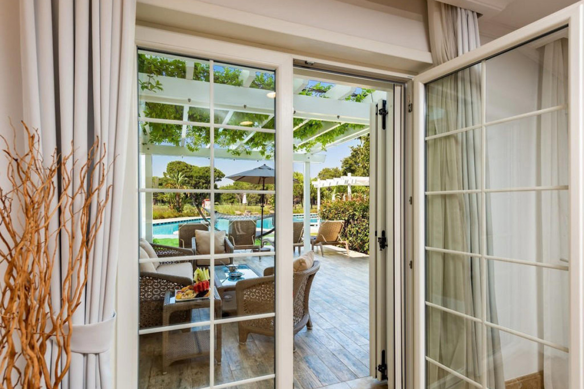 CORNELIA AZURE VILLAS