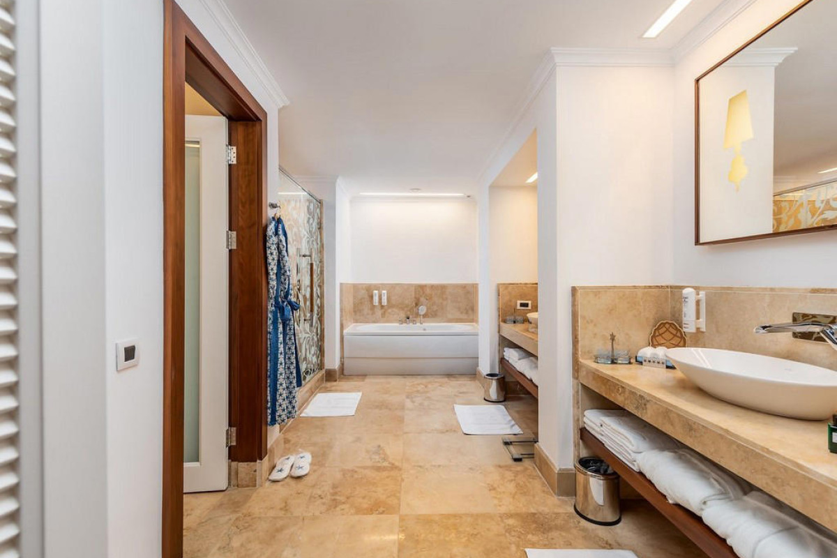 CORNELIA AZURE VILLAS
