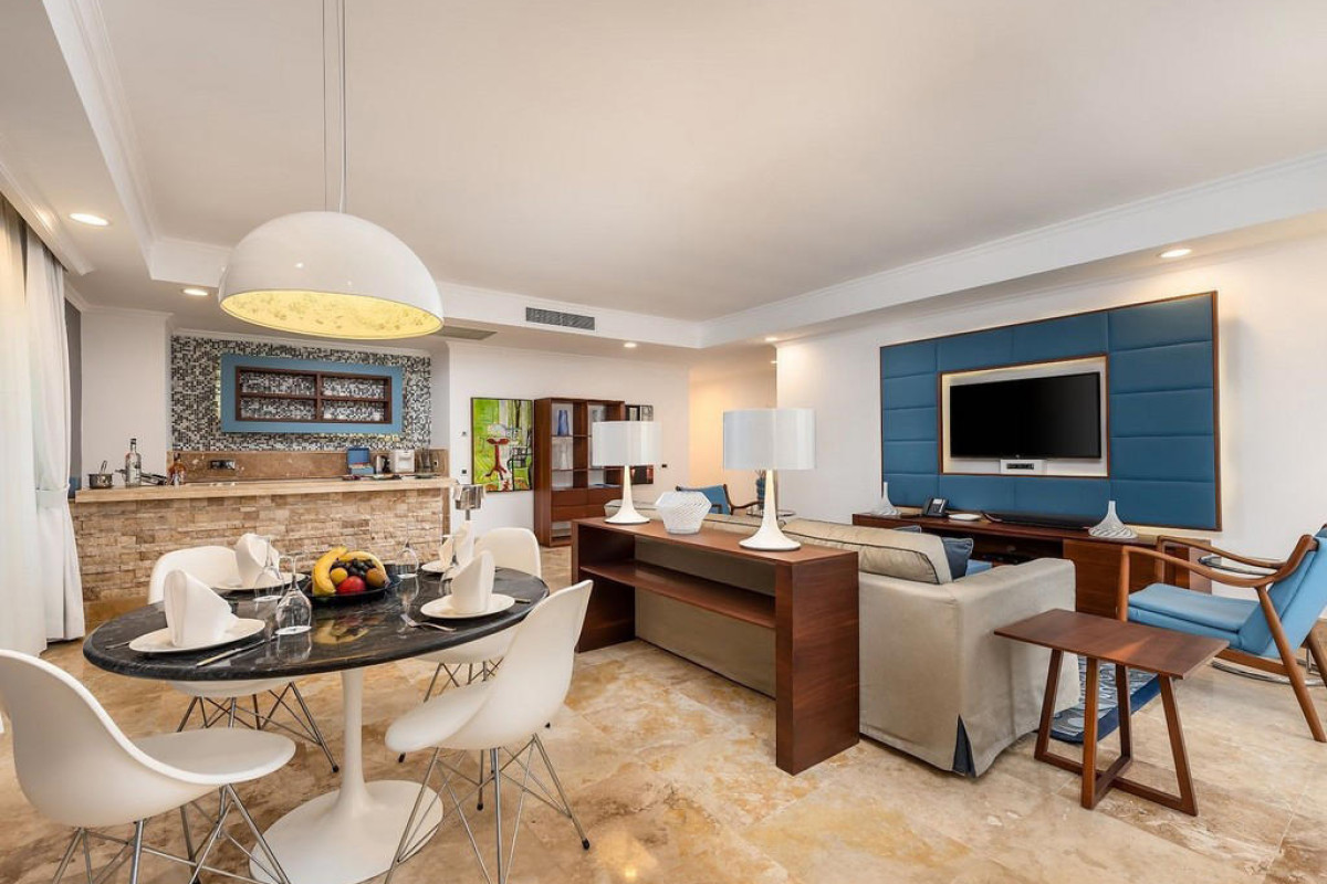 CORNELIA AZURE VILLAS