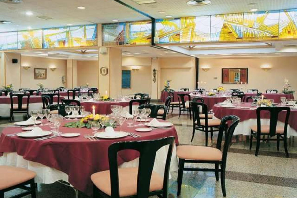 CORONA DE CASTILLA HOTEL