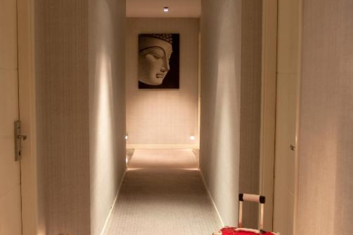 Cosmo Hotel Hong Kong