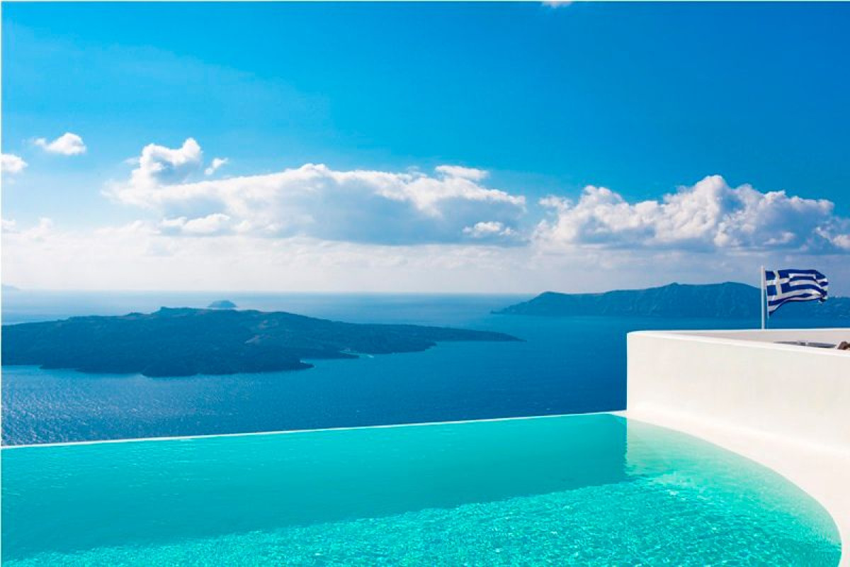 Cosmopolitan Suites Santorini