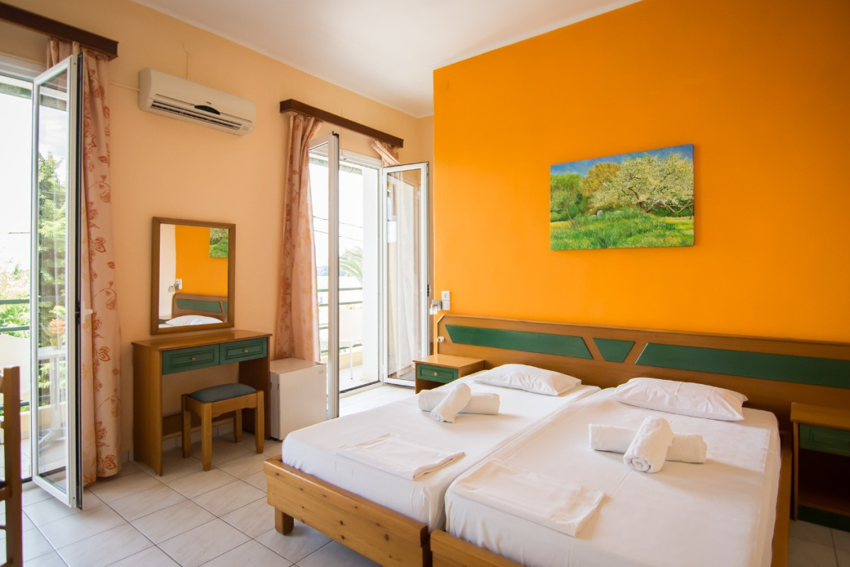 Costas Beach Hotel