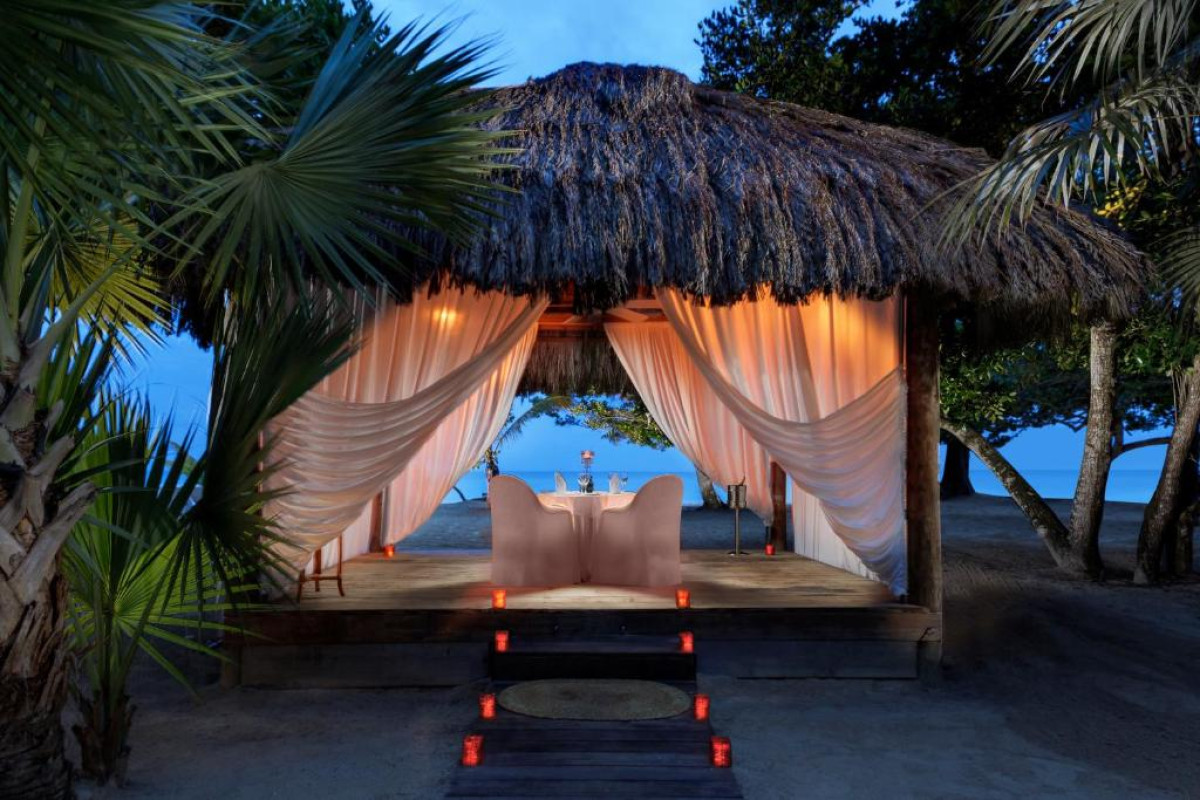 Hotel Couples Negril - Adults Only