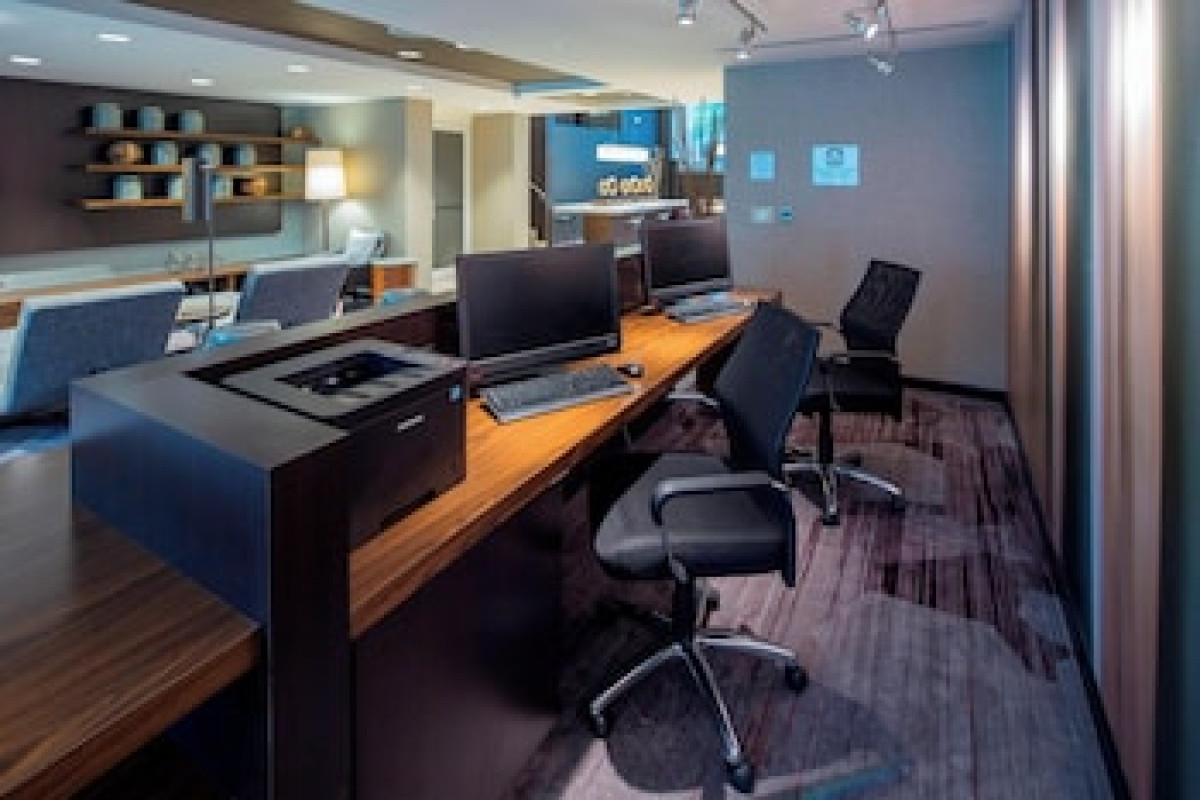 COURTYARD BY MARRIOTT NEW YORK QUEENS/FRESH MEADOWS