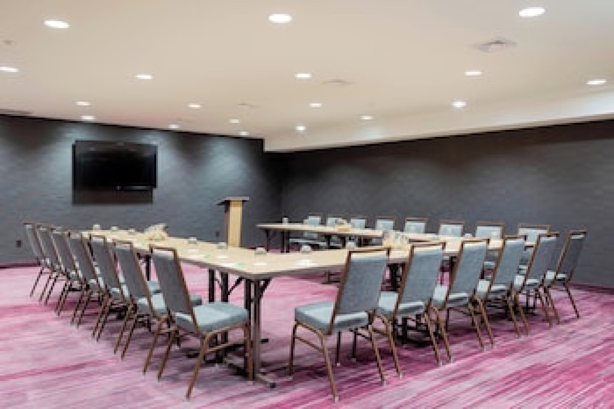 COURTYARD BY MARRIOTT NEW YORK QUEENS/FRESH MEADOWS