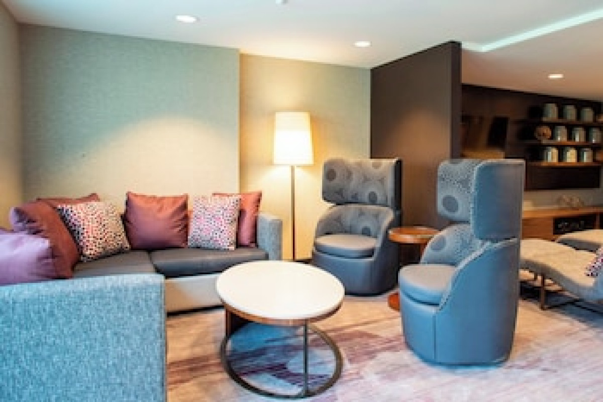 COURTYARD BY MARRIOTT NEW YORK QUEENS/FRESH MEADOWS