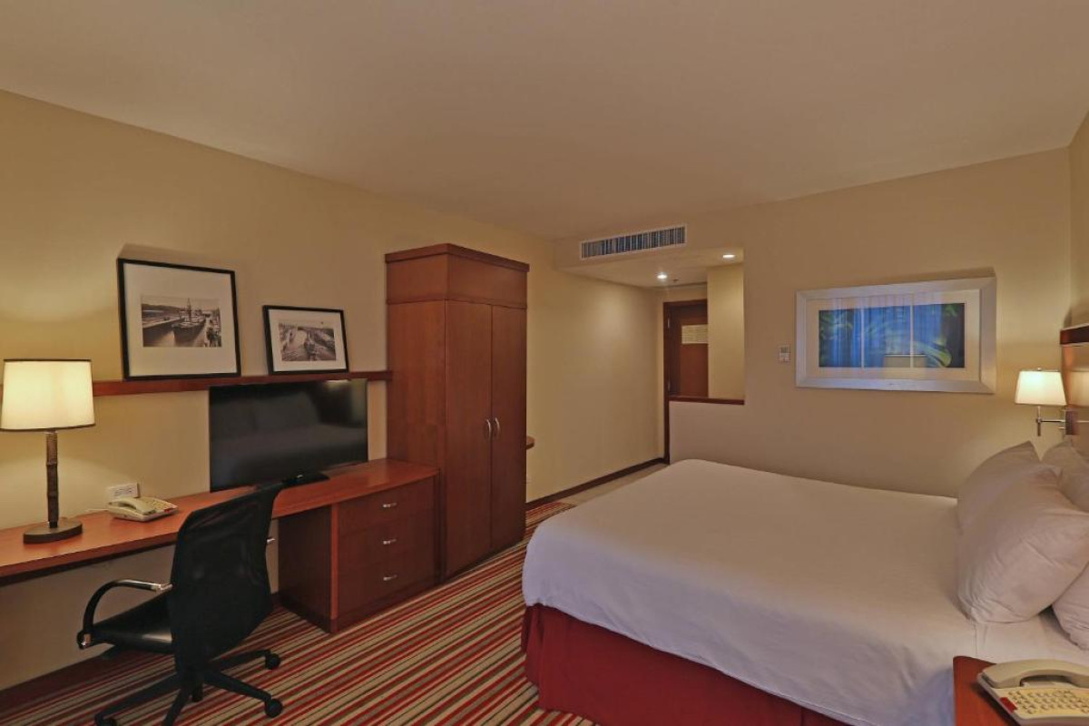 Courtyard by Marriott Panama Multiplaza Mall