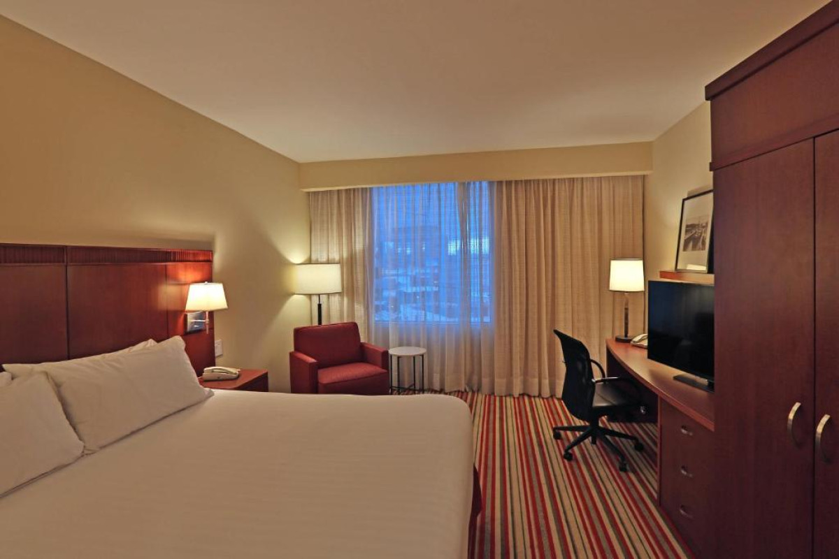 Courtyard by Marriott Panama Multiplaza Mall