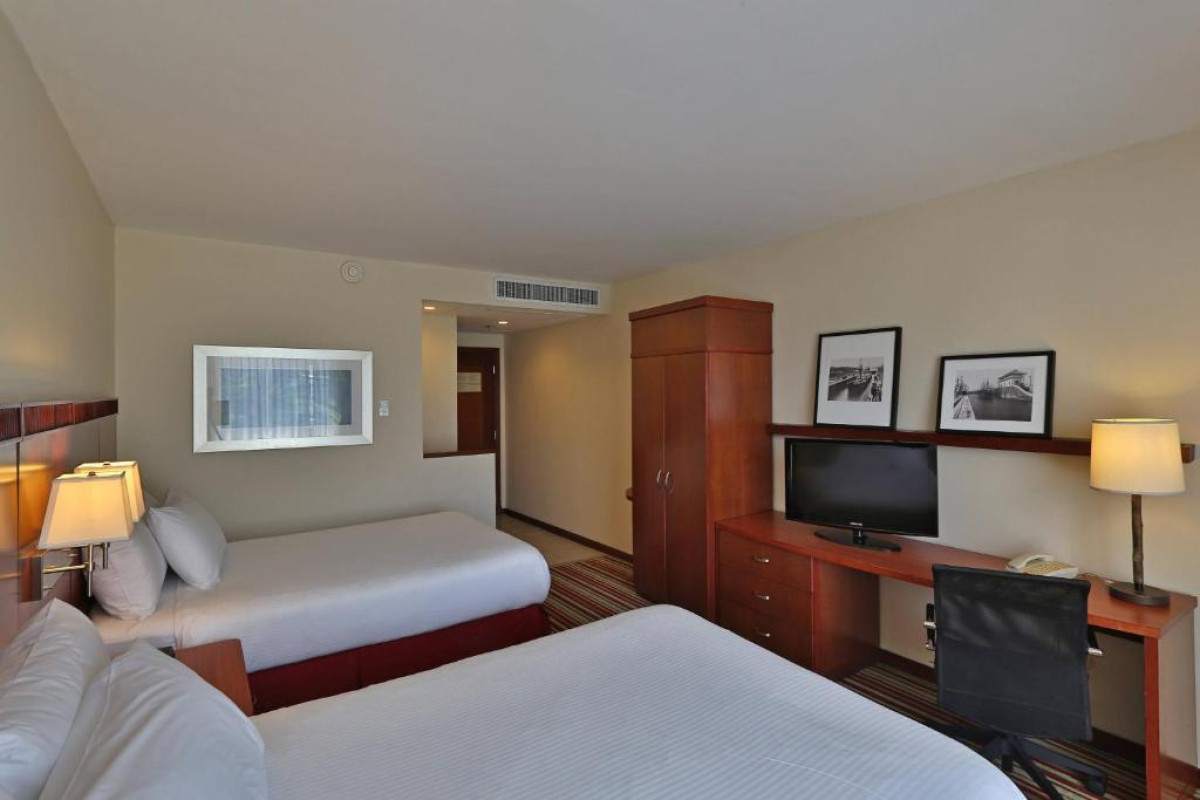 Courtyard by Marriott Panama Multiplaza Mall
