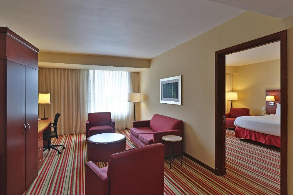 Courtyard by Marriott Panama Multiplaza Mall