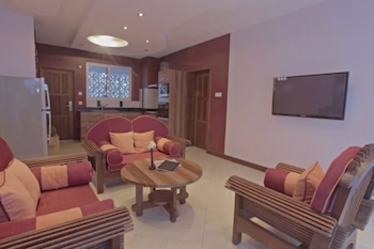 COWRIE SHELL BEACH APARTMENTS