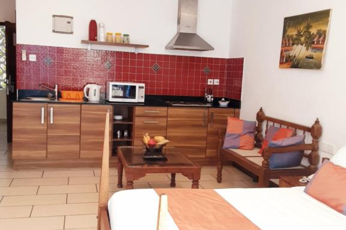 Cowrie Shell Beach Apartments