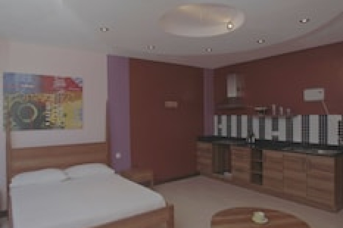 COWRIE SHELL BEACH APARTMENTS