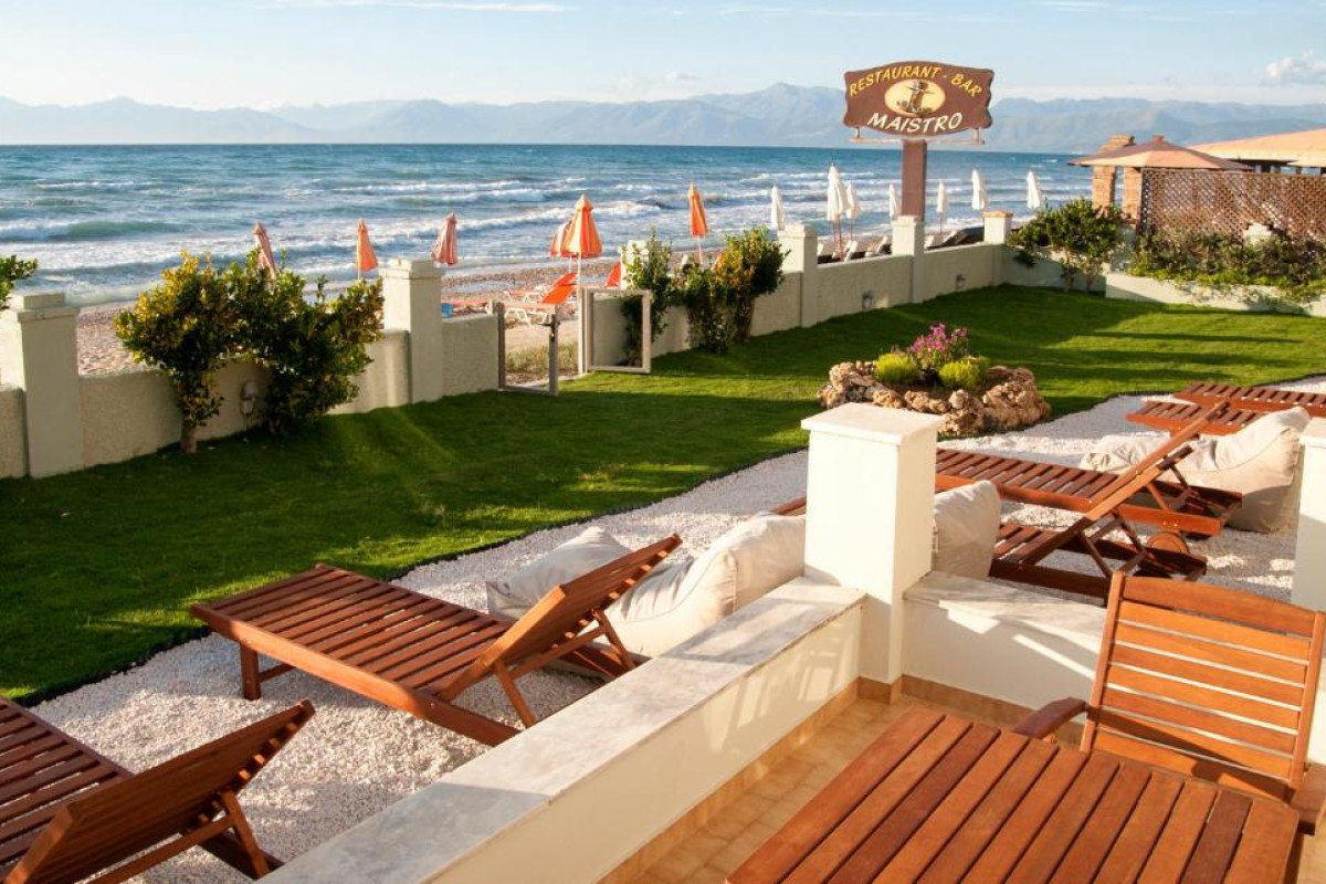 Cressida Seaside Apartments