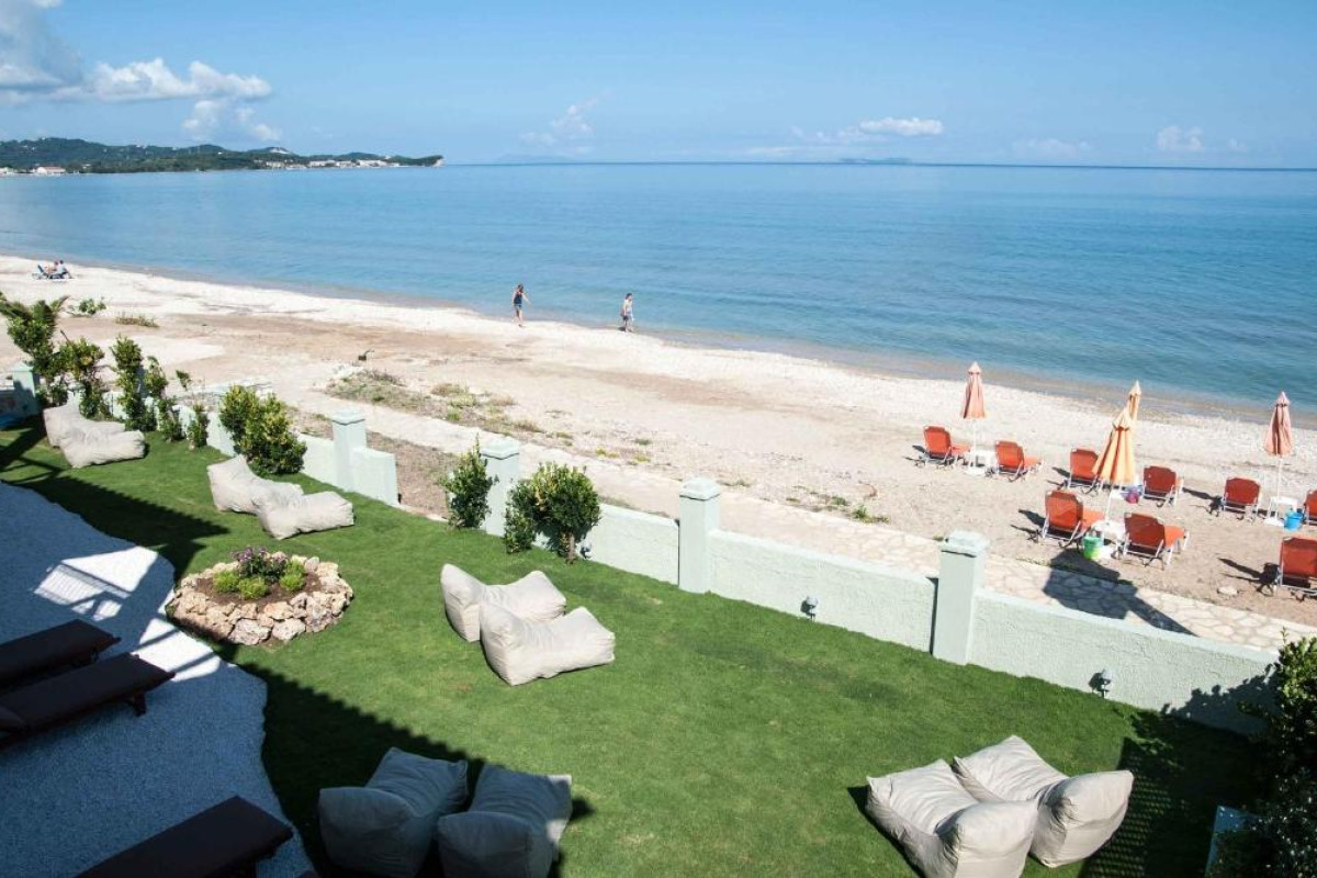 Cressida Seaside Apartments