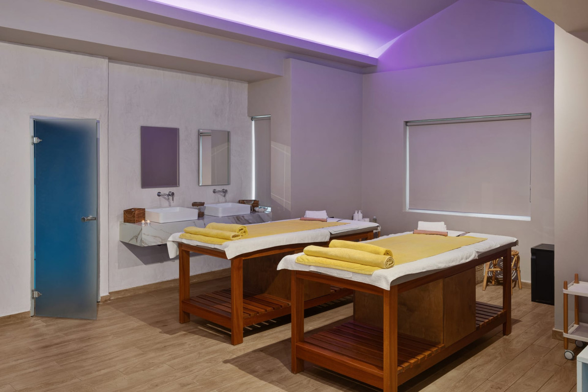 Creta Royal Hotel
