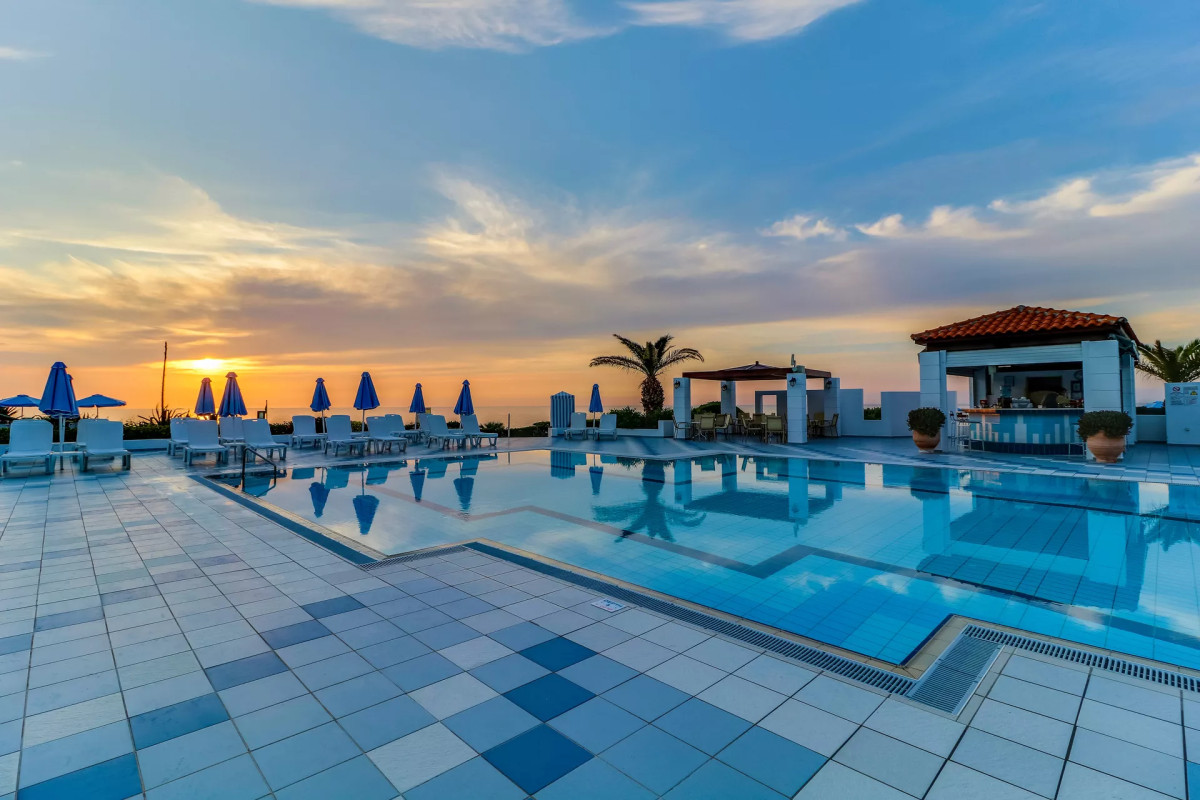CRETA ROYAL HOTEL