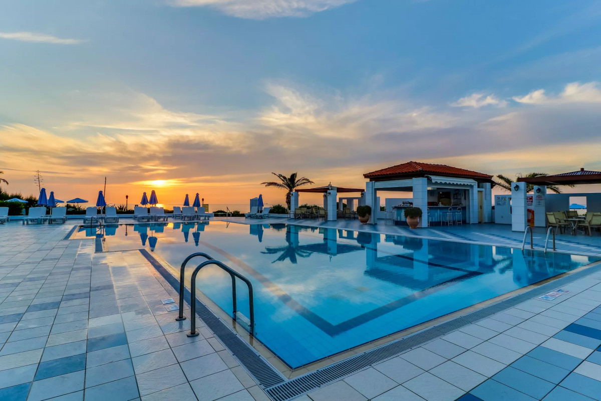 CRETA ROYAL HOTEL