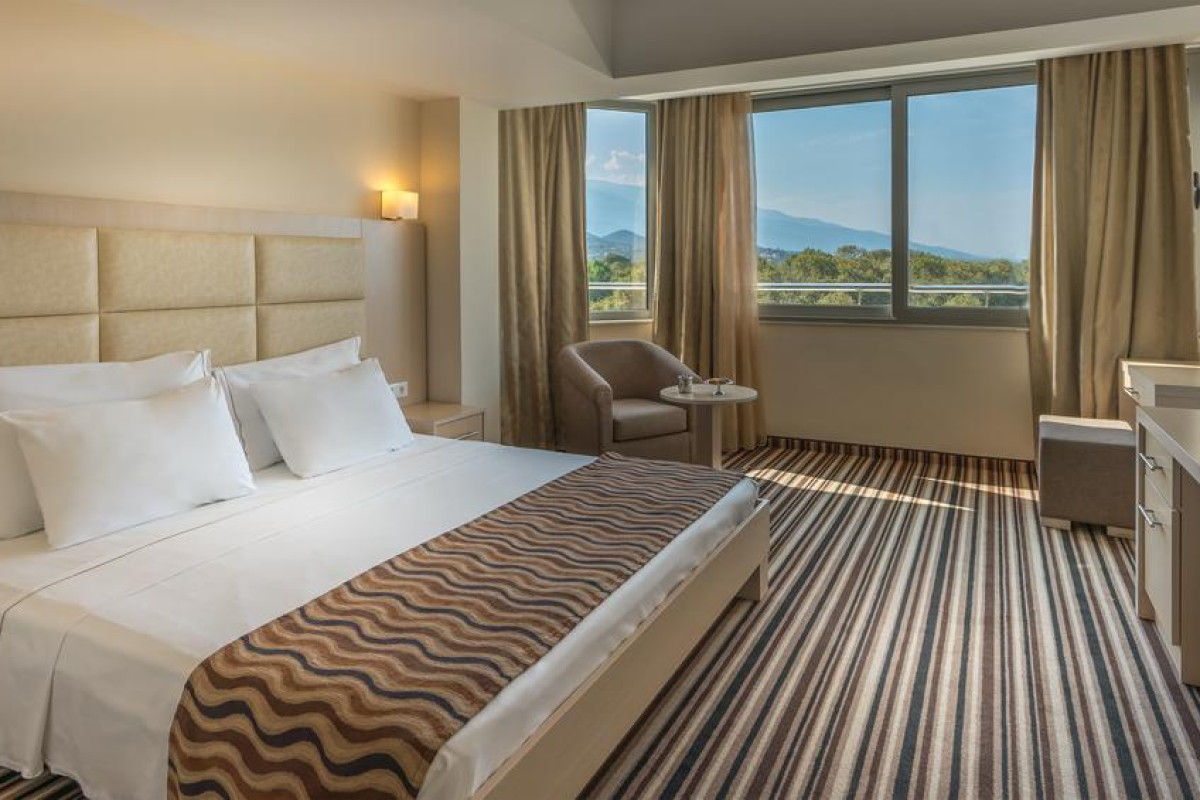 CRONWELL PLATAMON RESORT - PLATAMONAS