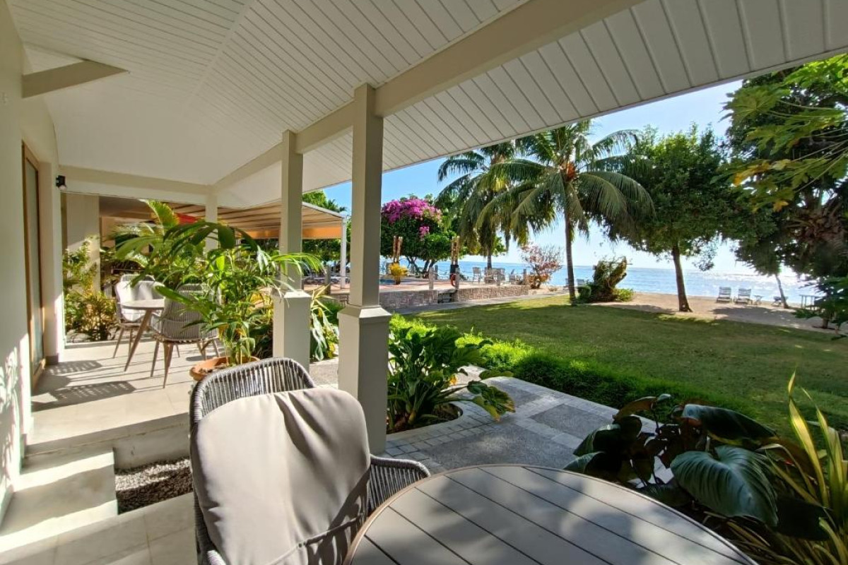 Crown Beach Hotel Seychelles