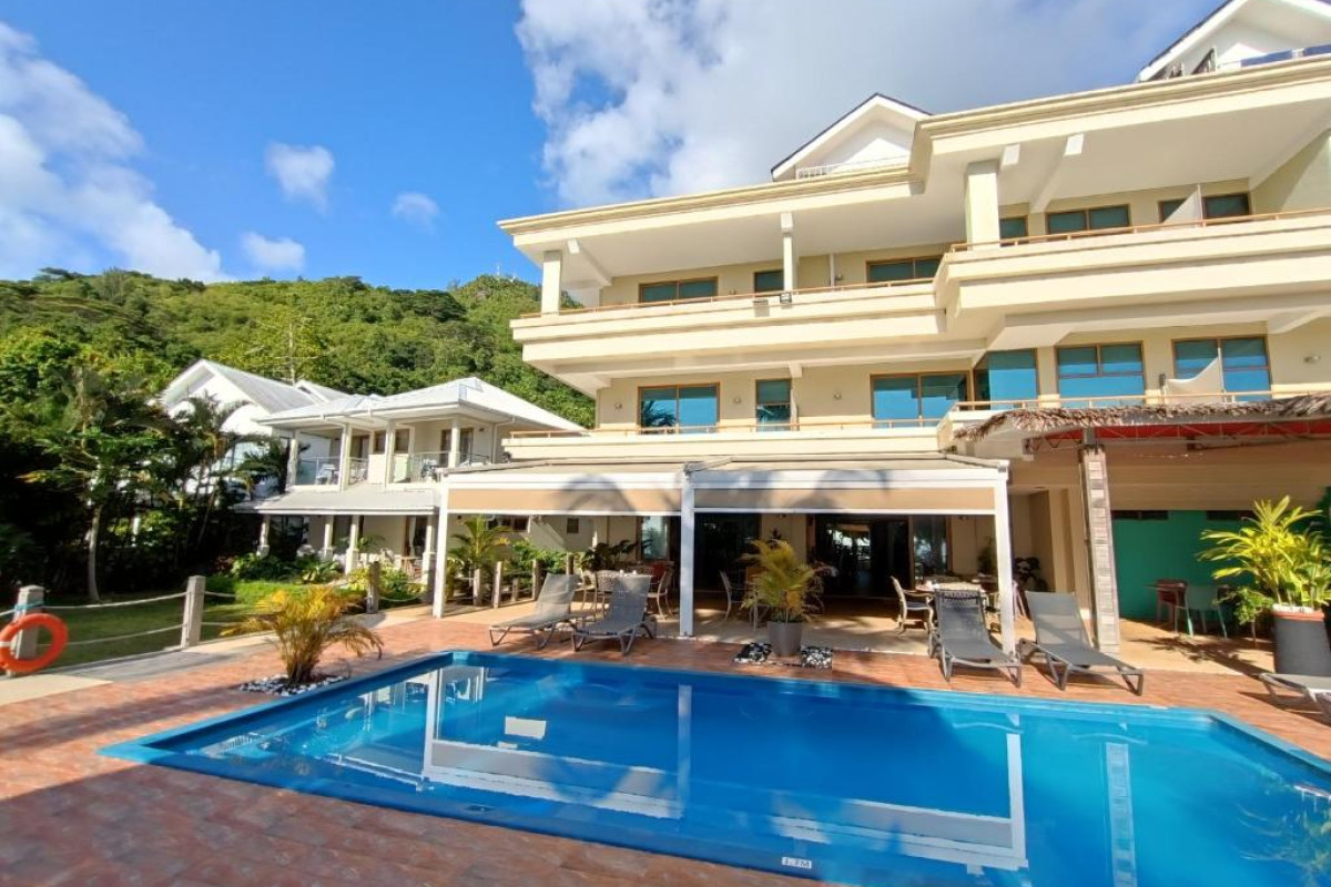 Crown Beach Hotel Seychelles