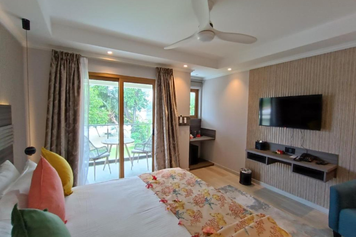 Crown Beach Hotel Seychelles
