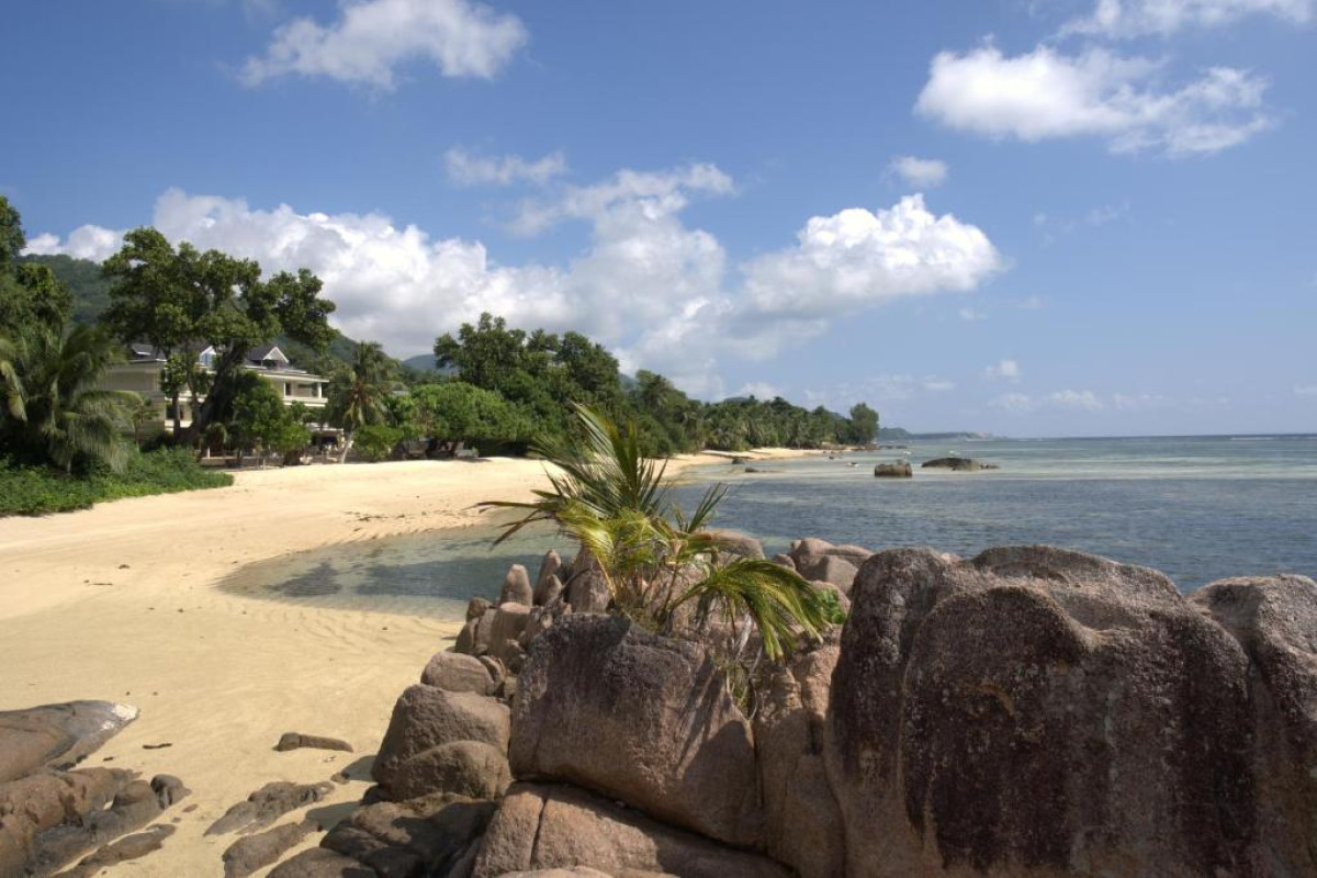 Crown Beach Hotel Seychelles