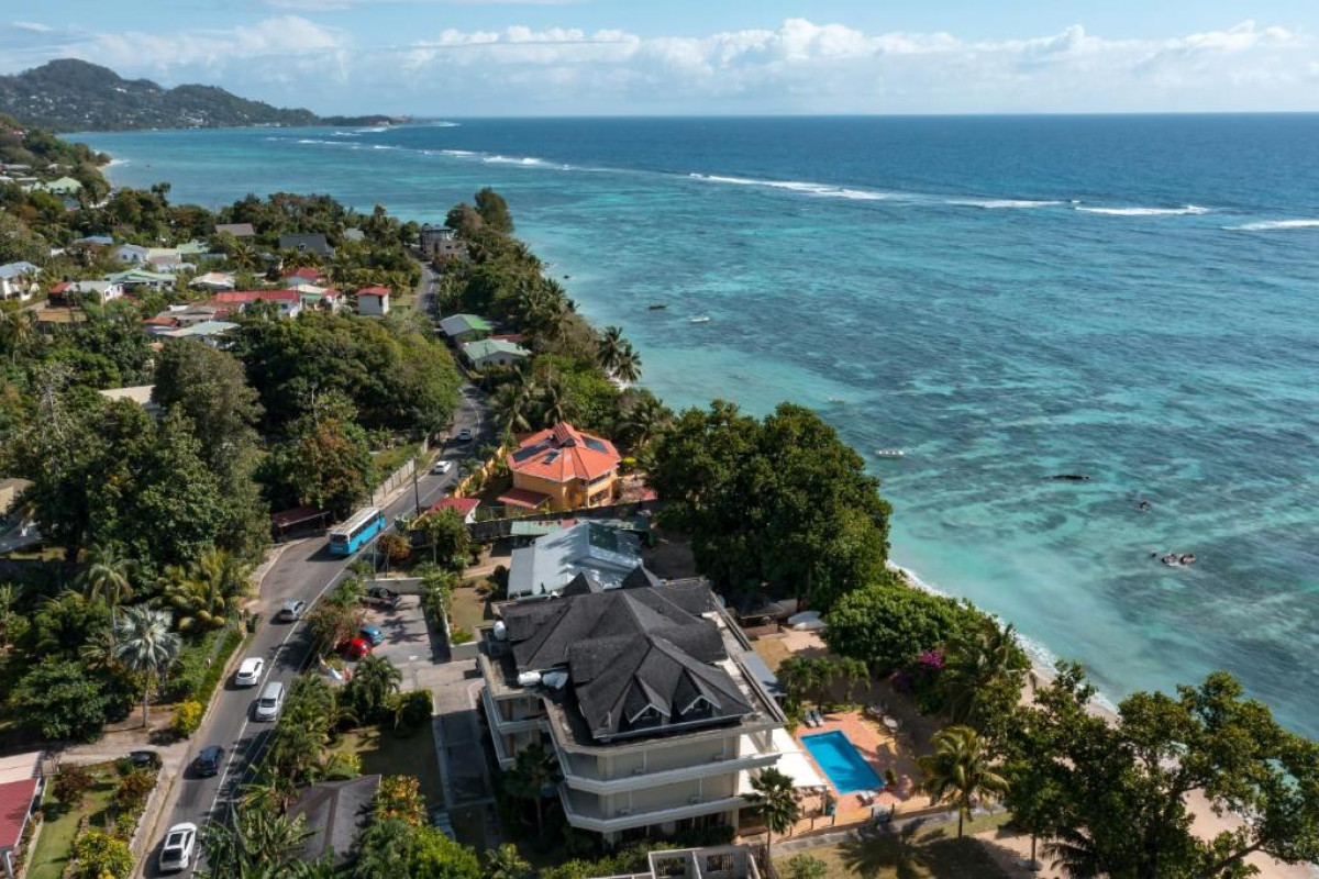 Crown Beach Hotel Seychelles