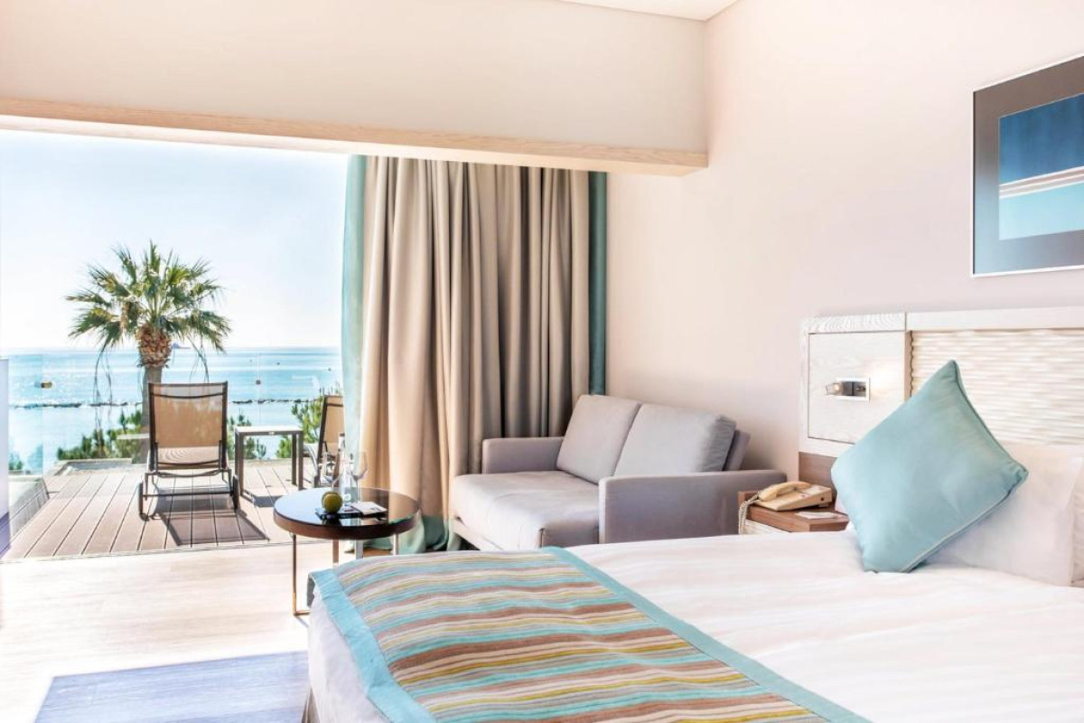 CROWNE PLAZA LIMASSOL AN IHG HOTEL