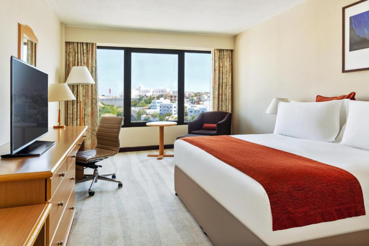 Crowne Plaza Muscat