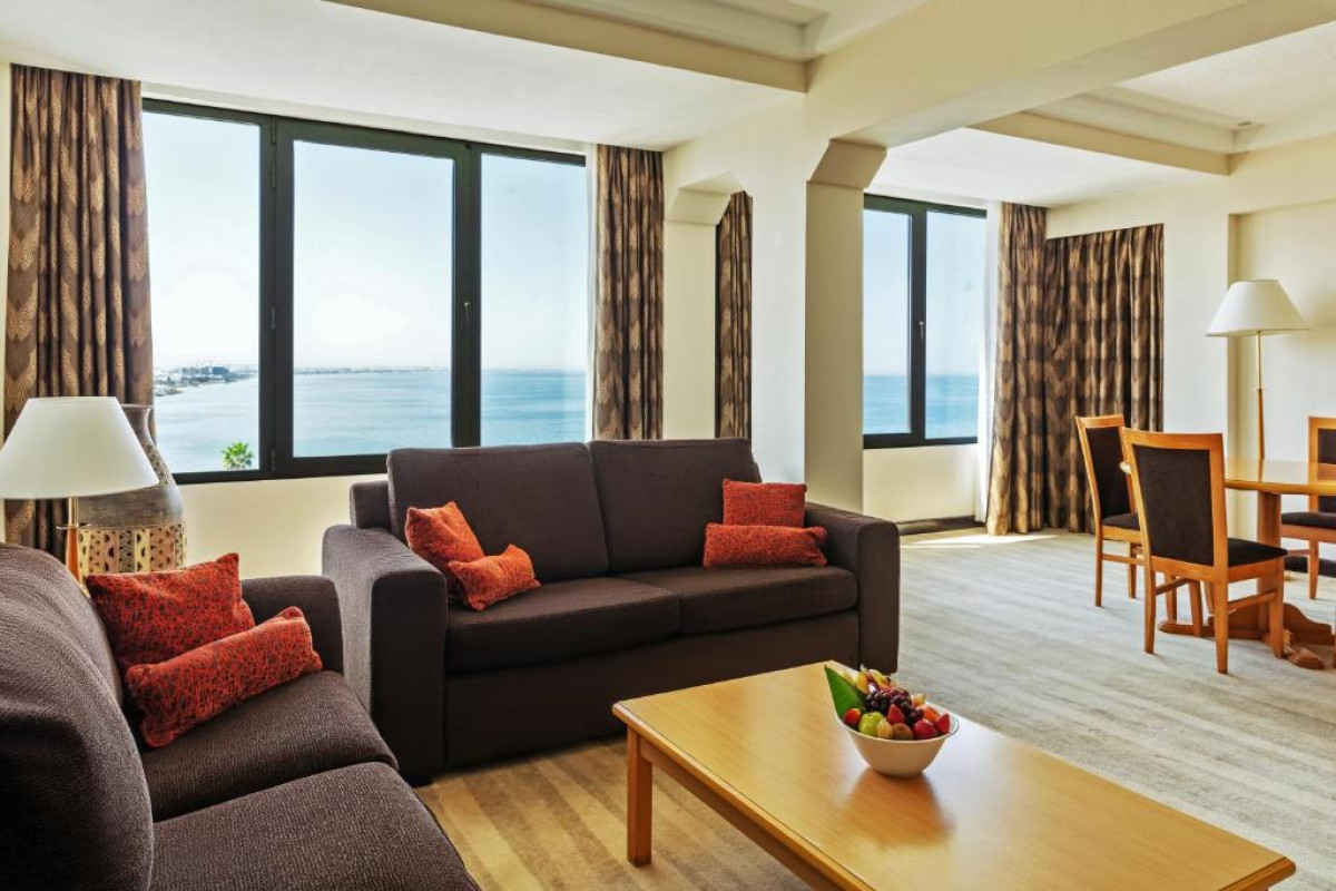 Crowne Plaza Muscat