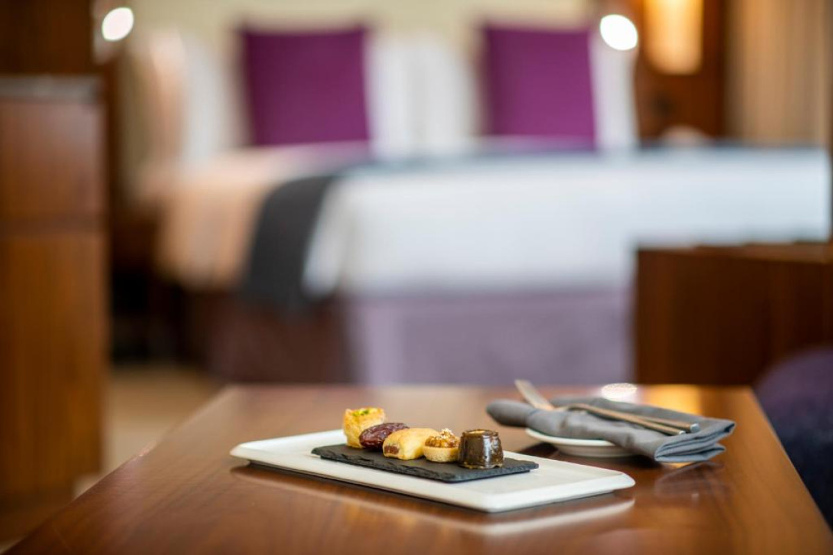 Crowne Plaza Muscat OCEC