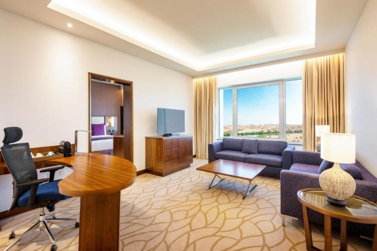 Crowne Plaza Muscat OCEC