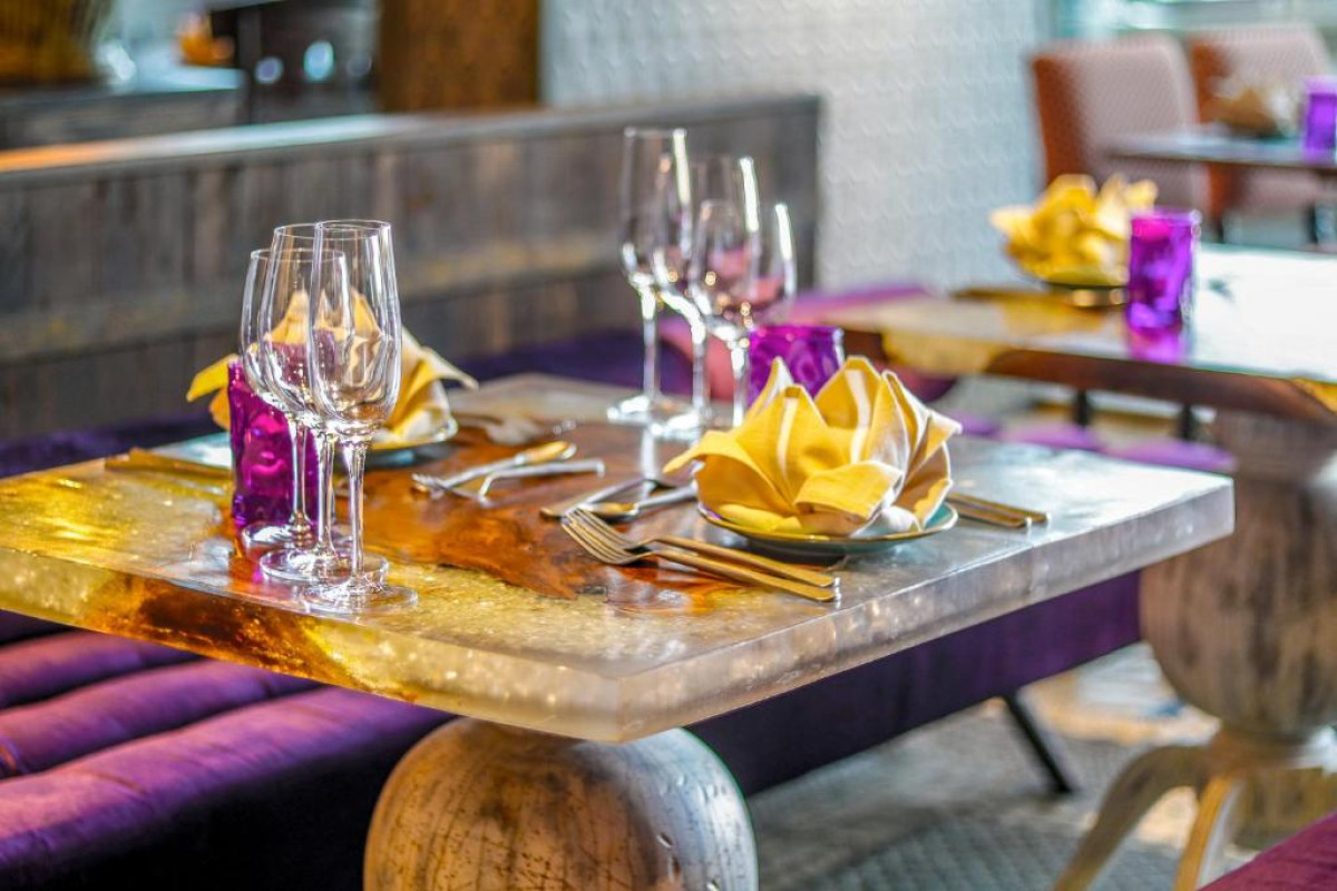 Crowne Plaza Muscat OCEC