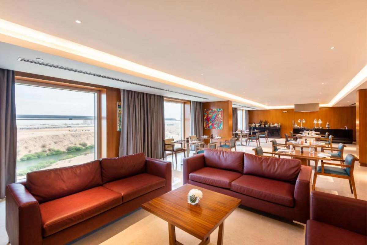 Crowne Plaza Muscat OCEC