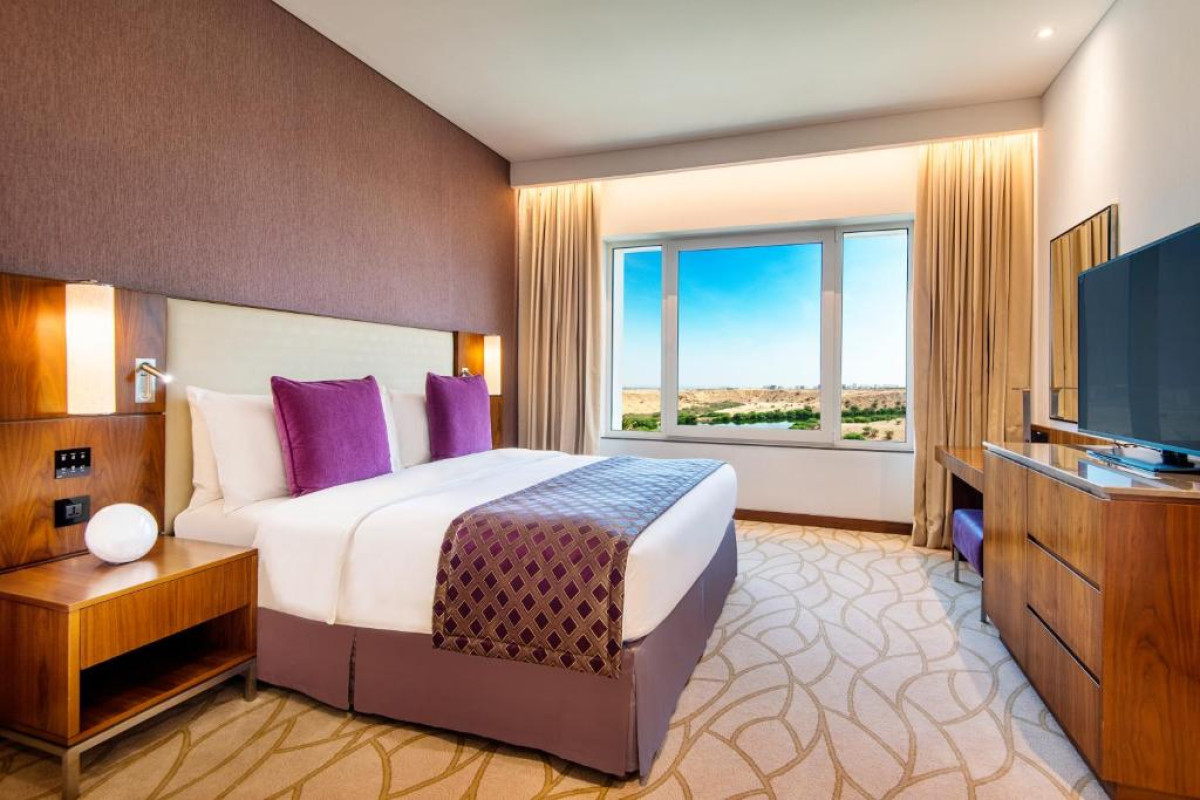 Crowne Plaza Muscat OCEC