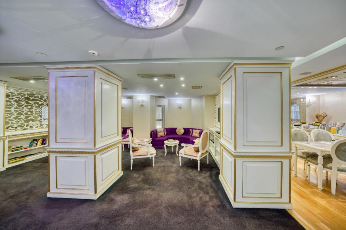 CROWNE PLAZA  OLD CITY HOTEL