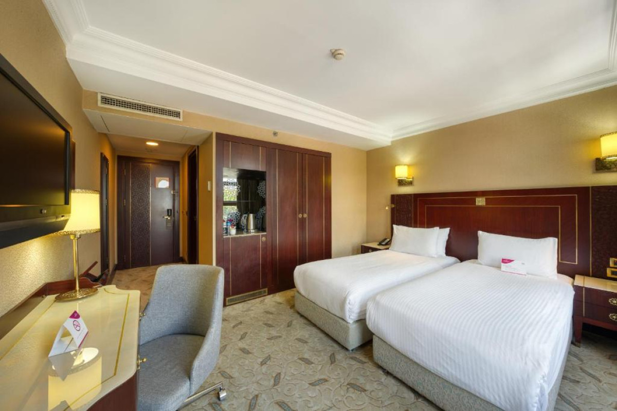 CROWNE PLAZA  OLD CITY HOTEL