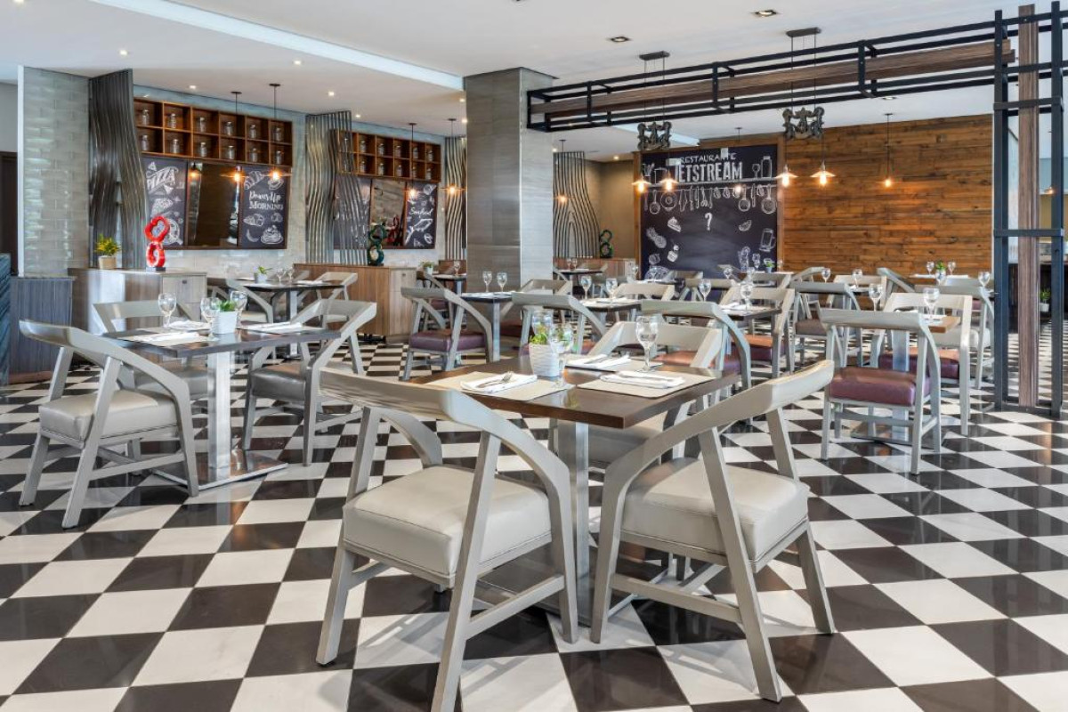 Crowne Plaza Panama Airport