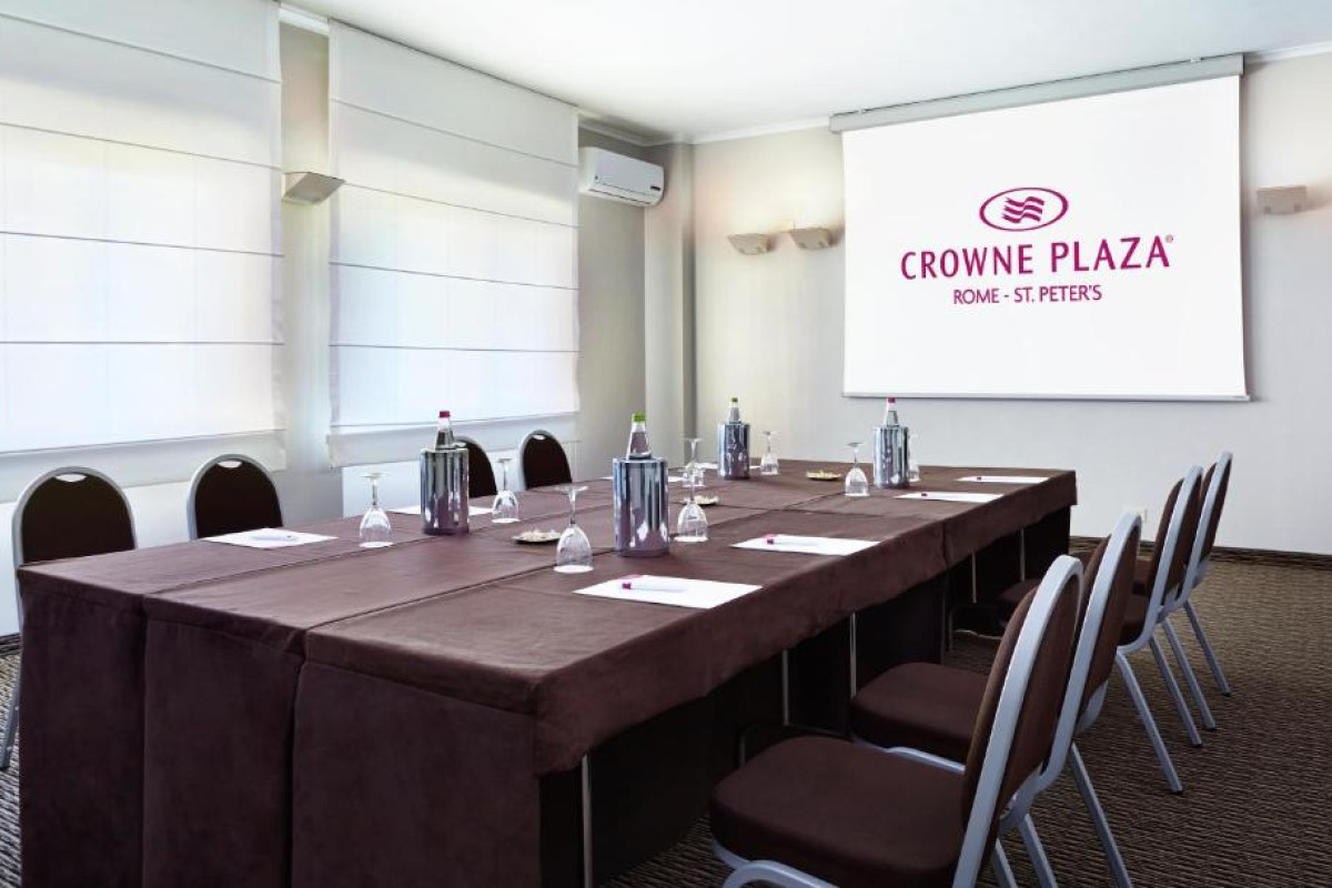 Crowne Plaza Rome-St. Peter's Hotel & Spa, an IHG Hotel