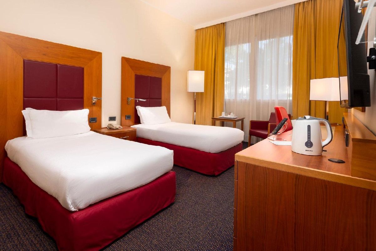 Crowne Plaza Venice East By Ihg