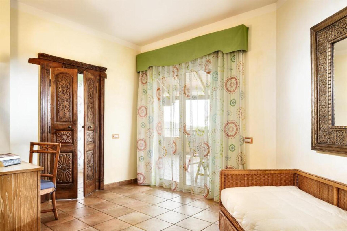Cruccuris Resort