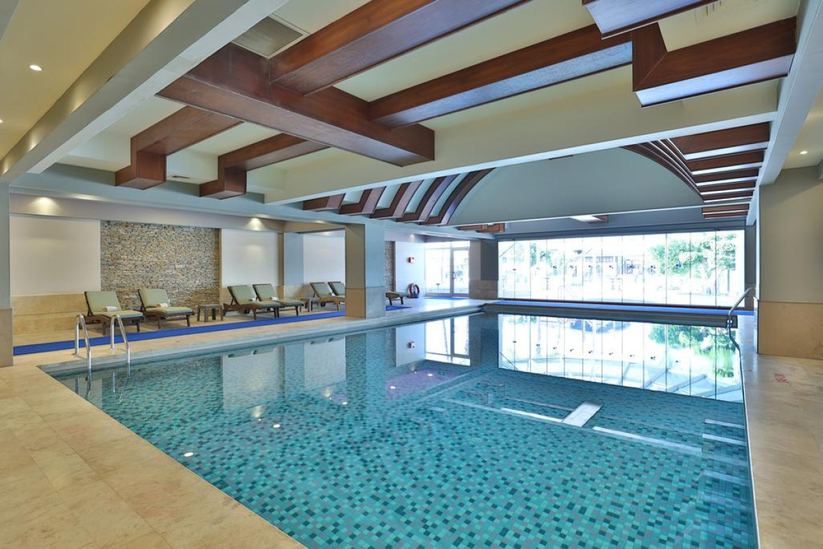 CRYSTAL FAMILY SPECIAL ROOM
