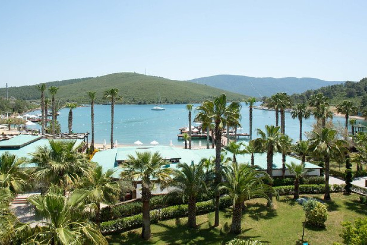 GREEN BAY RESORT