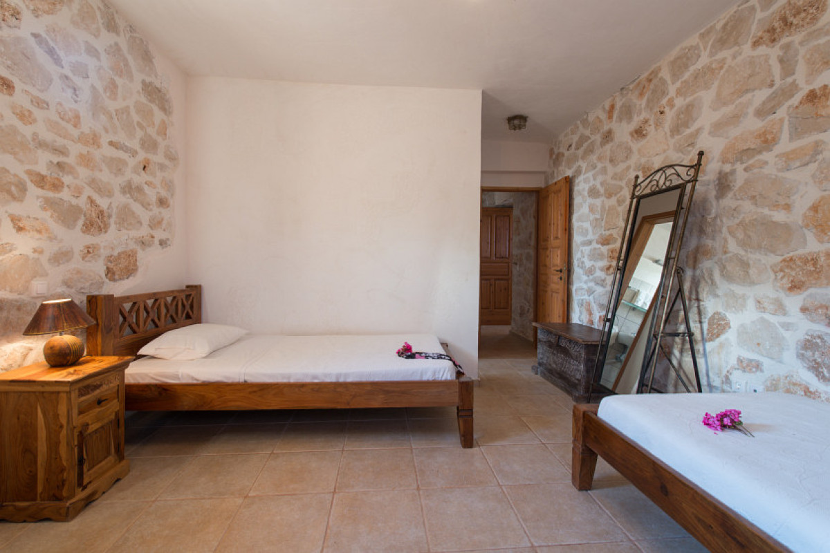 Crystal Villa